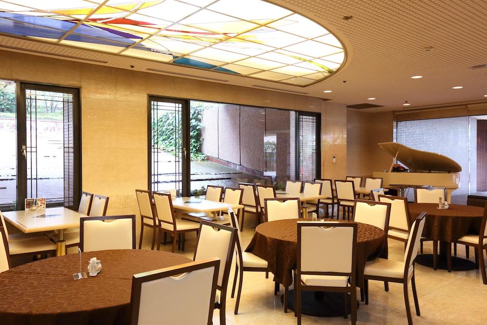 Hotel Hiroshima Garden Palace מראה חיצוני תמונה