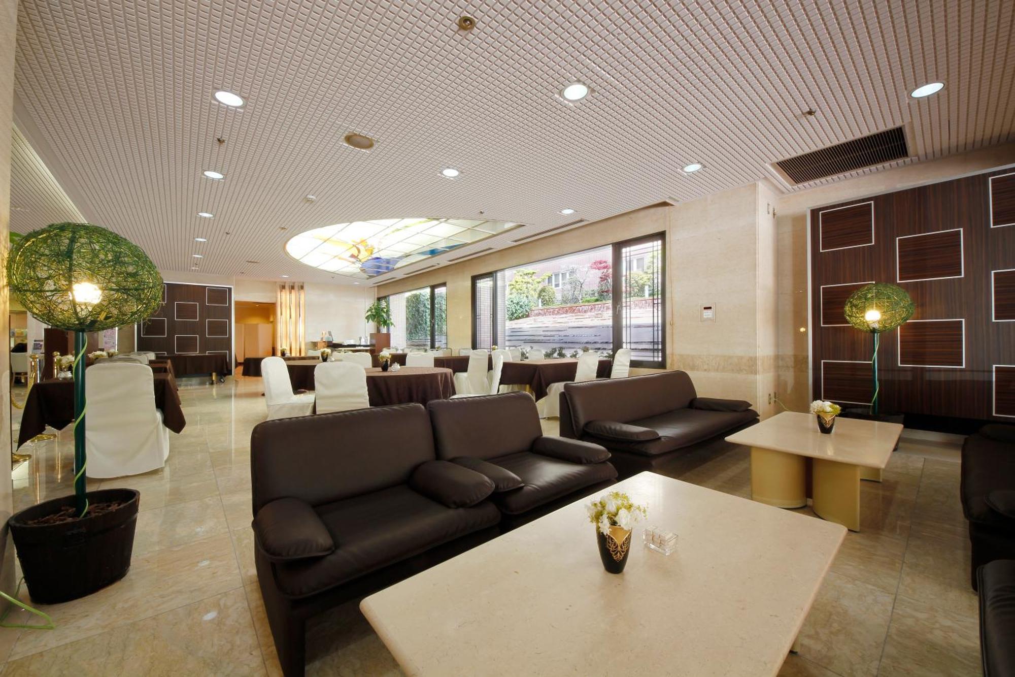 Hotel Hiroshima Garden Palace מראה חיצוני תמונה