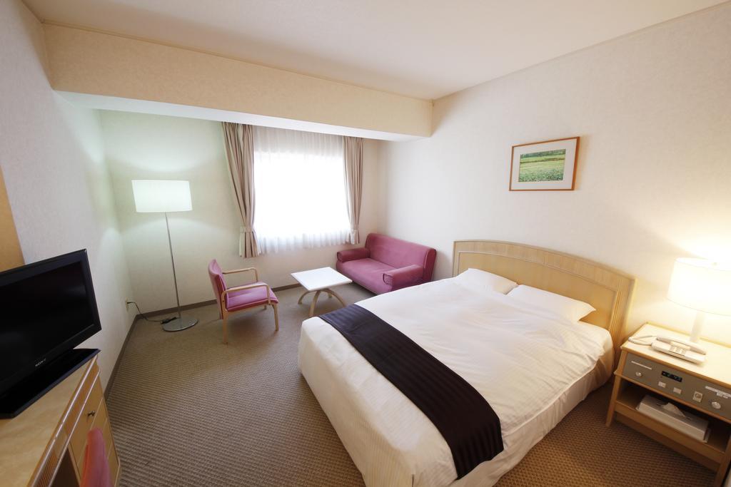 Hotel Hiroshima Garden Palace מראה חיצוני תמונה